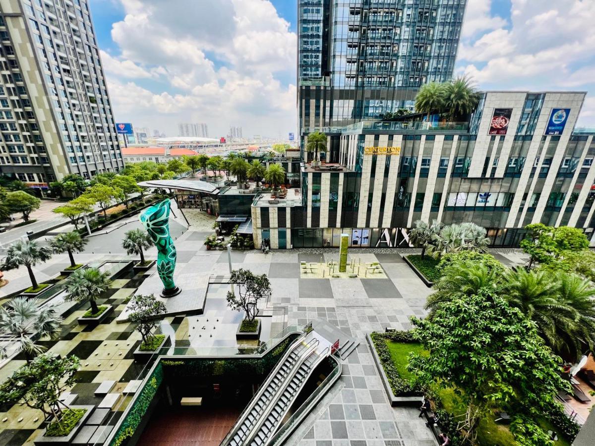 Homes By Christine - Vinhomes Central Park Хошимін Екстер'єр фото