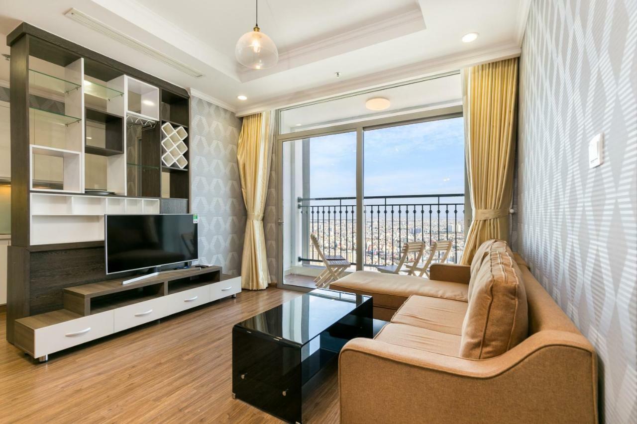 Homes By Christine - Vinhomes Central Park Хошимін Екстер'єр фото