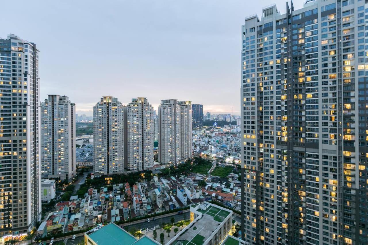 Homes By Christine - Vinhomes Central Park Хошимін Екстер'єр фото